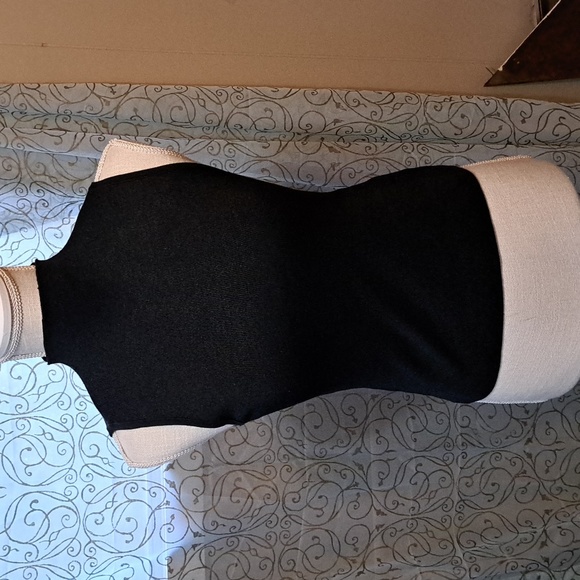 IN KNIT small mock neck top - Picture 2 of 4